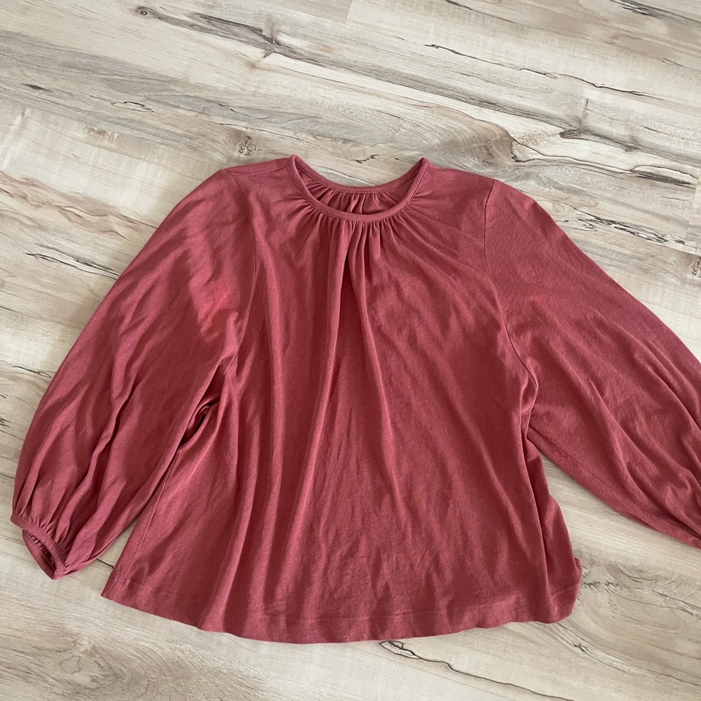 Everlane top